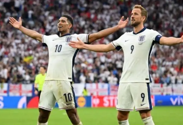 斯洛伐克队惊险晋级下一个比赛回合